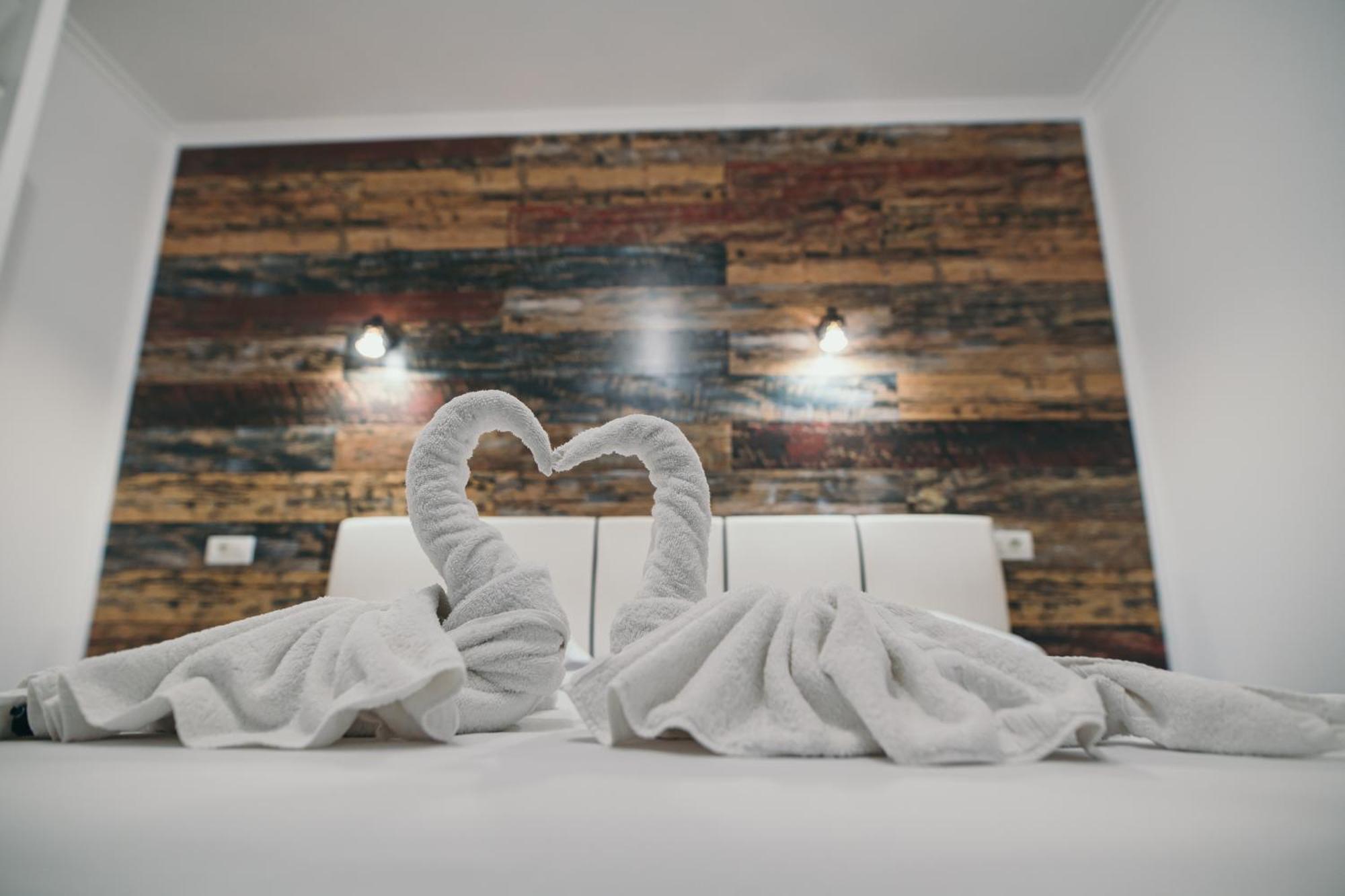 Insomnia Studio Drobeta Turnu Severin Bagian luar foto