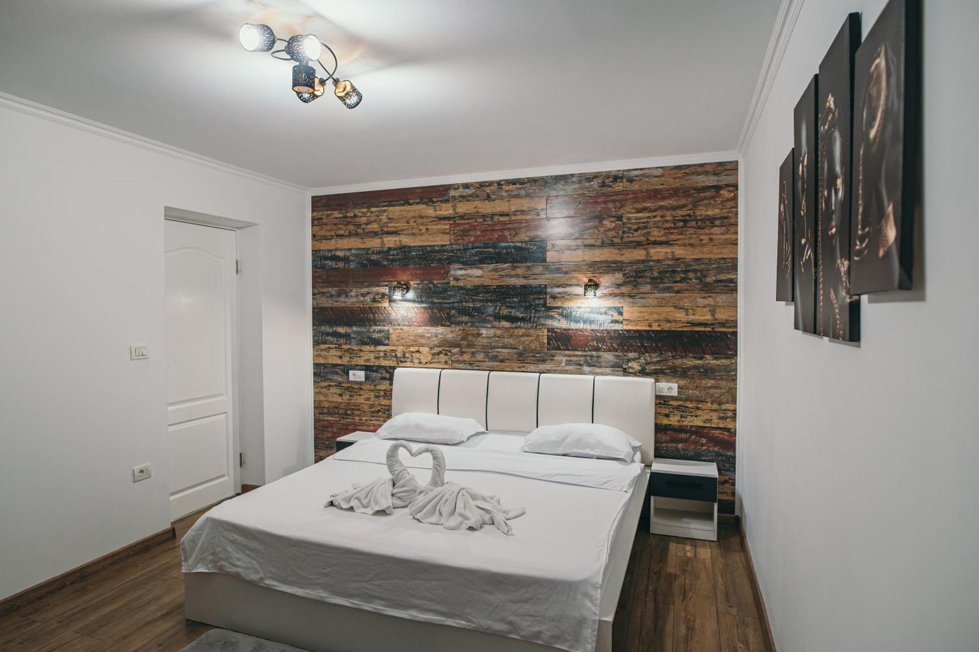 Insomnia Studio Drobeta Turnu Severin Bagian luar foto
