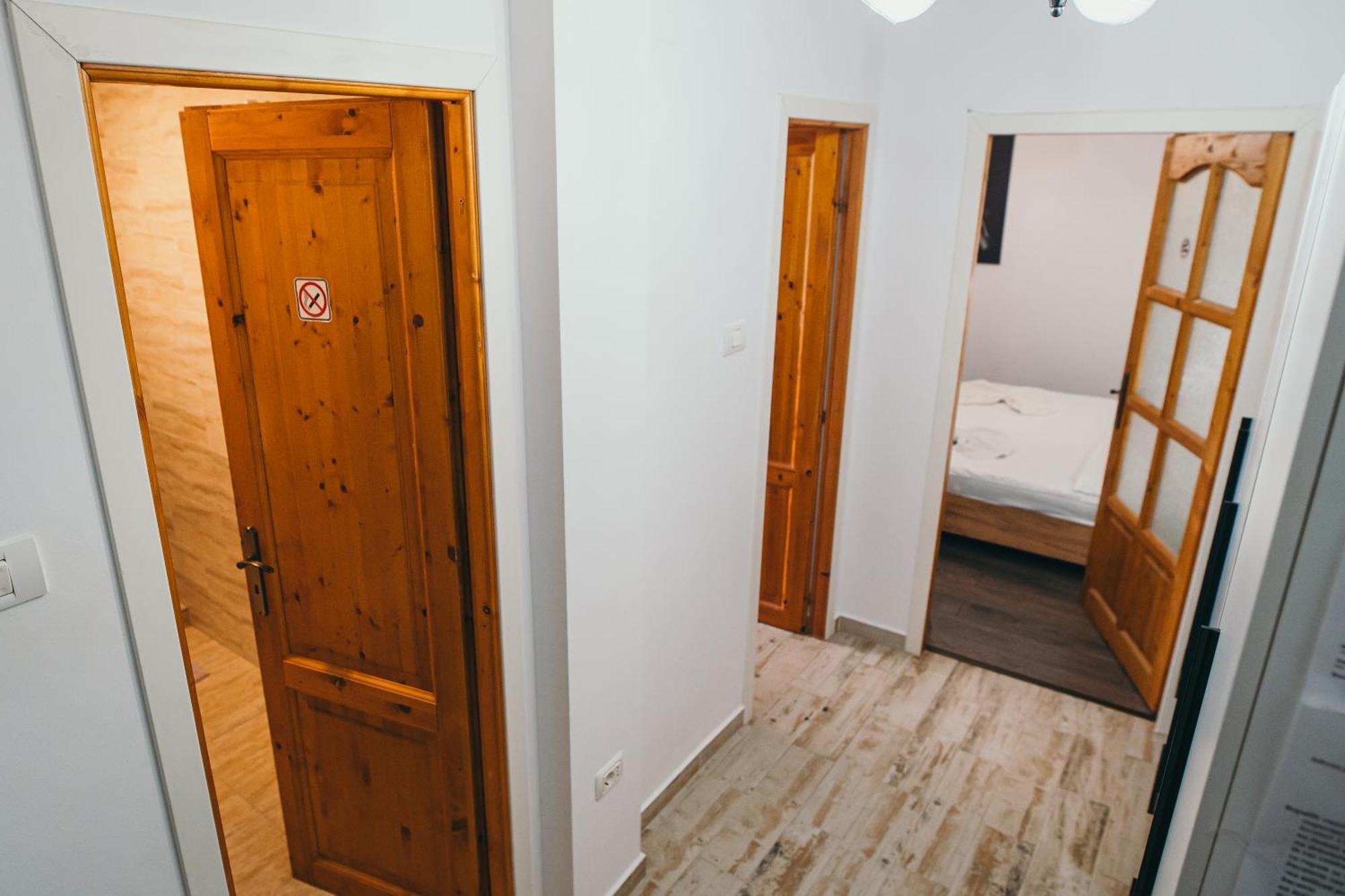 Insomnia Studio Drobeta Turnu Severin Bagian luar foto